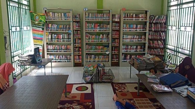 
 Program Divisi Anak di Rumah Baca: Membentuk Generasi Literat